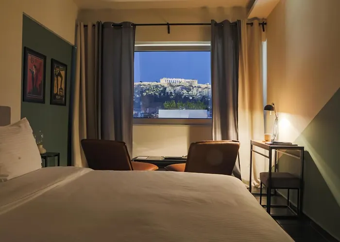 Elite Ermou Suites